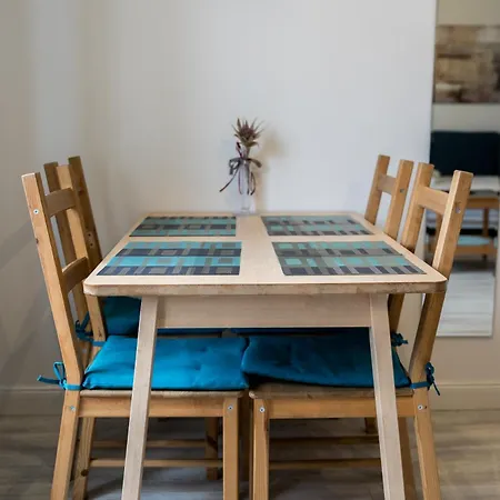 Park Wilsona Comfy By Bookinghost